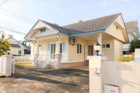 Casa de 3 dormitorios en Chiang Mai, Tailandia № 205528 - foto 14