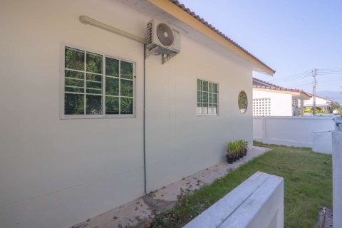 Casa de 3 dormitorios en Chiang Mai, Tailandia № 205526 - foto 8