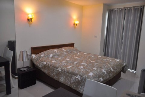 Estudio en el condominio en Jomtien Beach, Pattaya, Tailandia № 204289 - foto 3