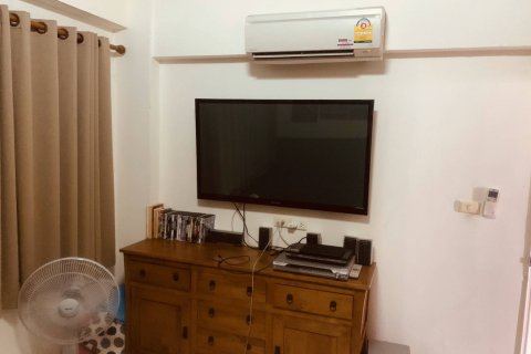 Condominio de 1 dormitorio en Pattaya, Tailandia № 204287 - foto 3