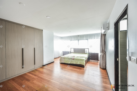 Condo à Bangkok, Thaïlande, 3 chambres № 190150 - photo 4