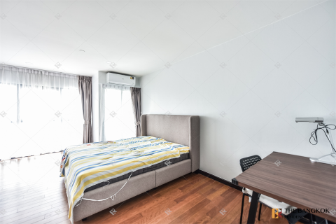 Condo à Bangkok, Thaïlande, 3 chambres № 190150 - photo 9