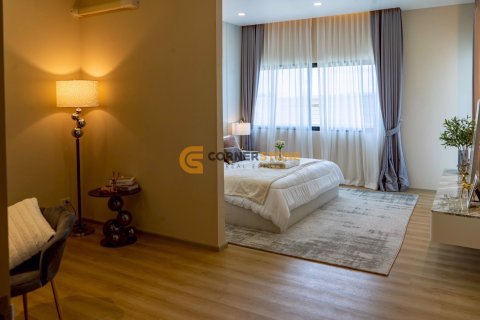 Estudio en Bang Lamung, Tailandia № 144483 - foto 14