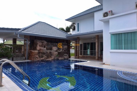 Estudio en Pattaya, Tailandia № 144486 - foto 2