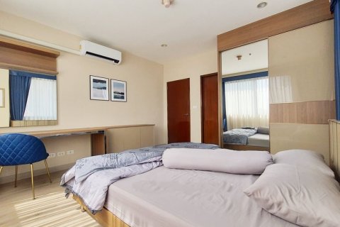 Condominio de 1 dormitorio en Phra Khanong, Bangkok, Tailandia № 143398 - foto 9