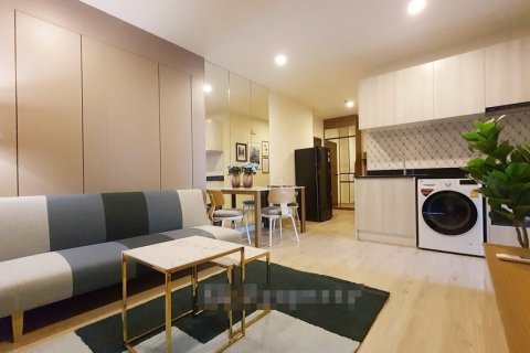 Condominio de 1 dormitorio en Phra Khanong, Bangkok, Tailandia № 143398 - foto 5