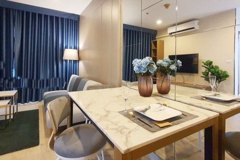 Condo à Phra Khanong, Bangkok, Thaïlande, 1 chambre  № 143398