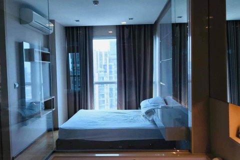 Condominio de 1 dormitorio en Bangkok, Tailandia № 143400 - foto 3