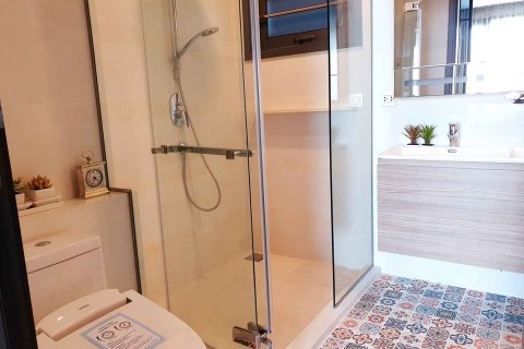 Eigentumswohnung in Bangkok, Thailand, 1 Schlafzimmer  № 143399 - Foto 10