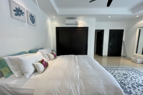 Casa de 3 dormitorios en Pattaya, Tailandia № 54635 - foto 7