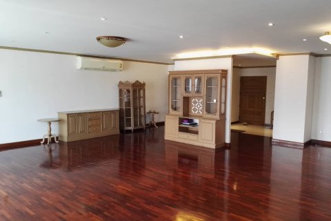 Condominio de 3 dormitorios en Bangkok, Tailandia № 65833 - foto 5