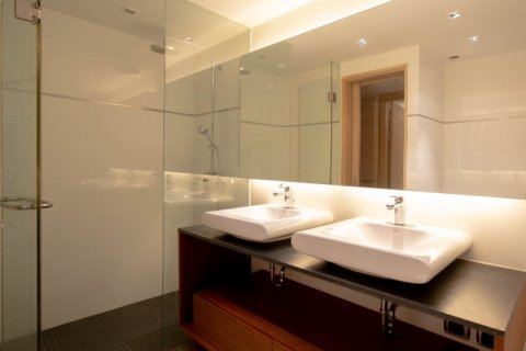 Condominio de 2 dormitorios en Bangkok, Tailandia № 65837 - foto 17