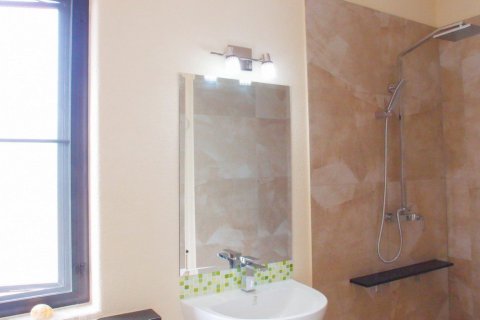 Casa de 4 dormitorios en Pattaya, Tailandia № 8618 - foto 19