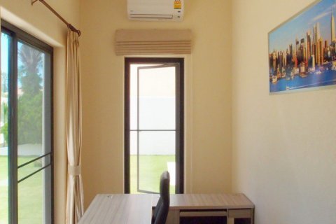 Casa de 4 dormitorios en Pattaya, Tailandia № 8618 - foto 8