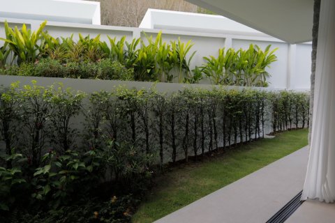 Chalet de 3 dormitorios en Bang Tao, Tailandia № 74588 - foto 14