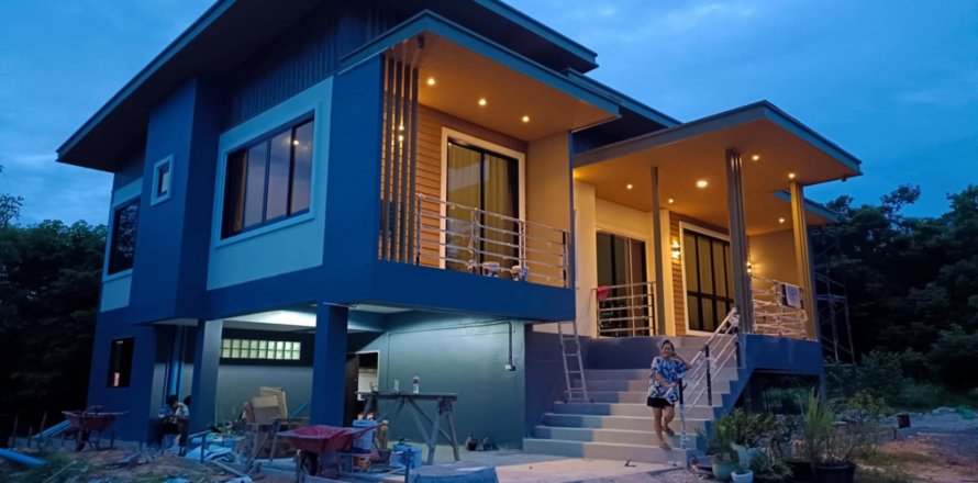 Casa de 4 dormitorios en Klaeng, Tailandia № 170931