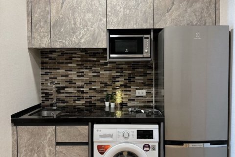 Condo à Khlong Toei, Bangkok, Thaïlande, 2 chambres  № 137113 - photo 6