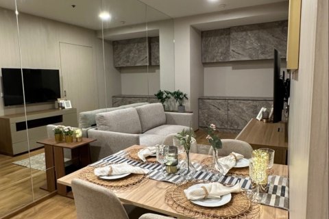 Condo à Khlong Toei, Bangkok, Thaïlande, 2 chambres  № 137113 - photo 2