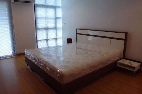Condominio de 2 dormitorios en Bang Rak, Bangkok, Tailandia № 47553 - foto 7