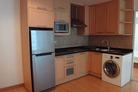 Condominio de 2 dormitorios en Bang Rak, Bangkok, Tailandia № 47553 - foto 6