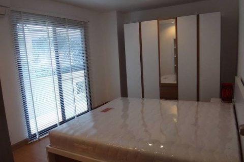 Condominio de 2 dormitorios en Bang Rak, Bangkok, Tailandia № 47553 - foto 12