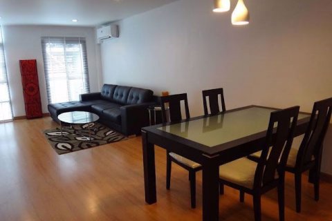 Condo in Bang Rak, Bangkok, Thailand, 2 bedrooms № 47553