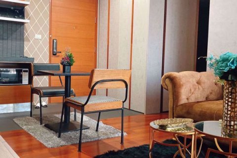 Condo in Khlong Toei, Bangkok, Thailand, 2 bedrooms № 47555 - photo 4