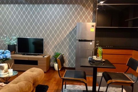 Condo in Khlong Toei, Bangkok, Thailand, 2 bedrooms № 47555 - photo 5