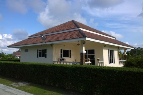 Casa de 3 dormitorios en Cha-am, Tailandia № 170874 - foto 13