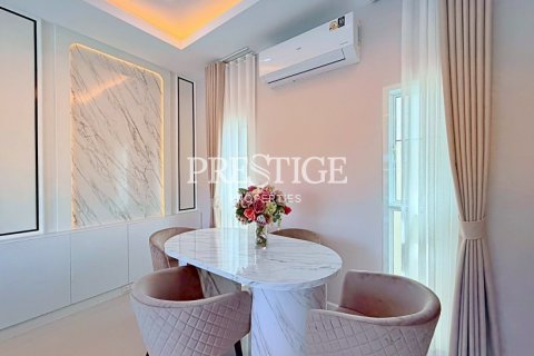 Maison à Pattaya, Thaïlande 3 chambres № 197915 - photo 8