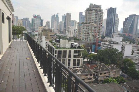 Condo in Bangkok, Thailand, 3 bedrooms  № 67009