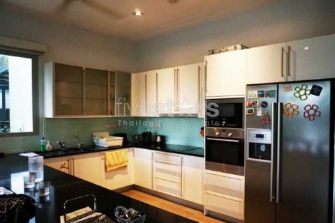 Casa de 4 dormitorios en Phuket, Tailandia № 67010 - foto 5