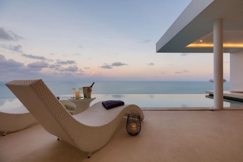Chalet de 5 dormitorios en Chaweng Beach, Ko Samui, Tailandia № 180259 - foto 9