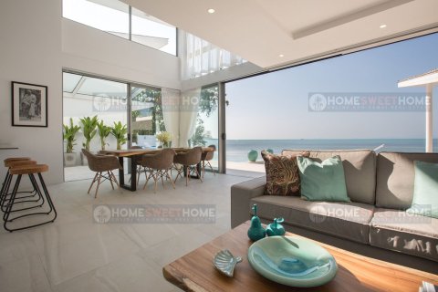 Chalet de 3 dormitorios en Ko Samui, Tailandia № 180261 - foto 15