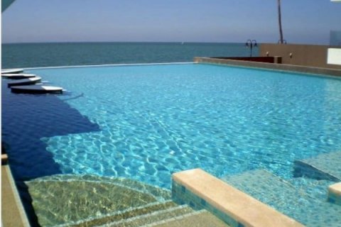 Condominio de 1 dormitorio en Pattaya, Tailandia № 8654 - foto 2