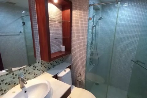Condominio de 2 dormitorios en Watthana, Bangkok, Tailandia № 138811 - foto 12