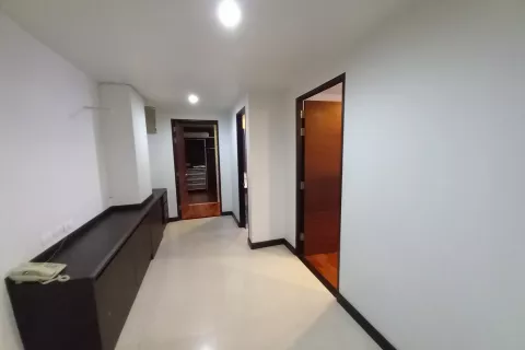 Condominio de 2 dormitorios en Watthana, Bangkok, Tailandia № 138811 - foto 6