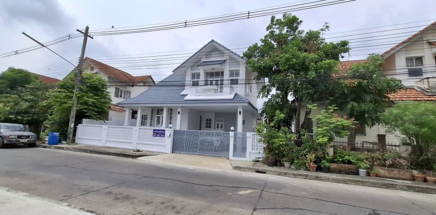 Casa de 3 dormitorios en Khlong Luang, Tailandia № 173095