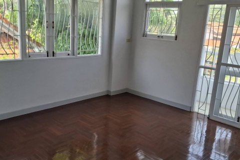 Casa de 3 dormitorios en Khlong Luang, Tailandia № 173095 - foto 7