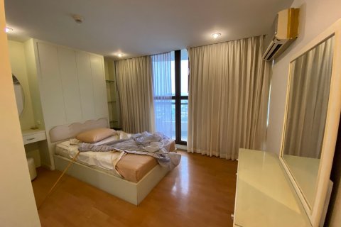 Condominio de 2 dormitorios en Watthana, Bangkok, Tailandia № 71573 - foto 6