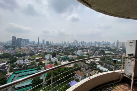 Condo in Watthana, Bangkok, Thailand, 2 bedrooms  № 71575 - photo 8