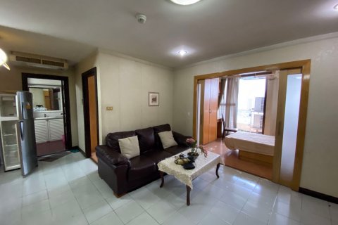 Condo in Watthana, Bangkok, Thailand, 2 bedrooms  № 71575 - photo 2