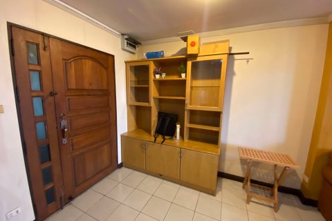 Condominio de 2 dormitorios en Watthana, Bangkok, Tailandia № 71574 - foto 3
