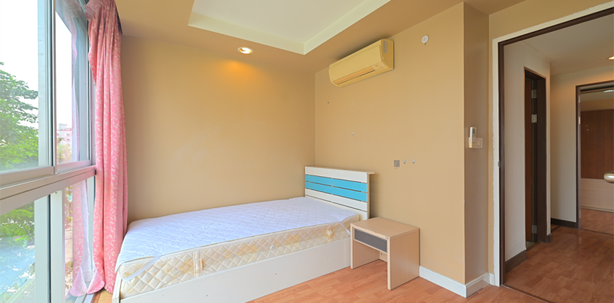 Condominio de 3 dormitorios en Bangkok, Tailandia № 188315