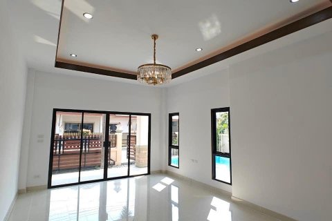 Casa de 3 dormitorios en Bang Lamung, Tailandia № 117206 - foto 16