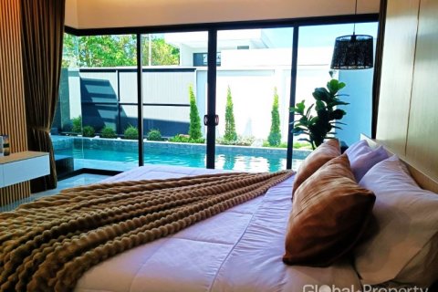 Casa de 3 dormitorios en Pattaya, Tailandia № 117209 - foto 16