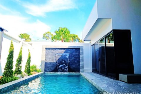 Casa de 3 dormitorios en Pattaya, Tailandia № 117209