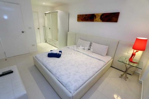 Condominio de 2 dormitorios en Phuket, Tailandia № 66992 - foto 3