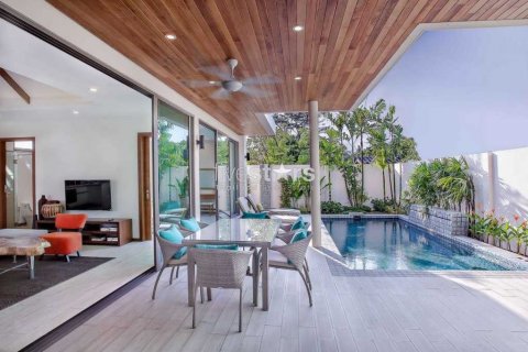 Casa de 3 dormitorios en Phuket, Tailandia № 66989