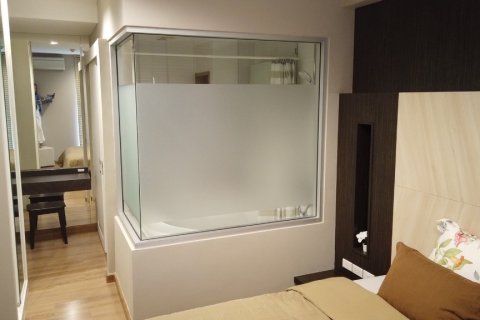 Condominio de 1 dormitorio en Bangkok, Tailandia № 65747 - foto 4